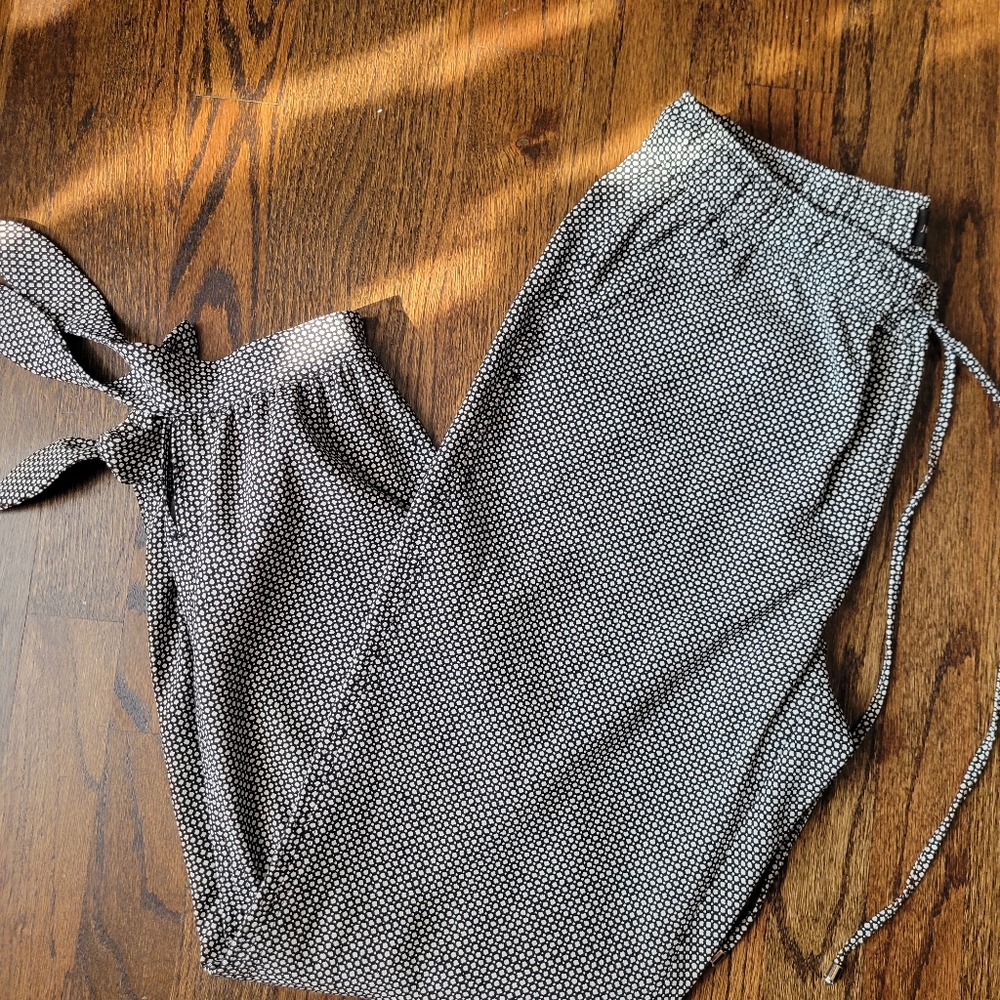 White House Black Market Jogger Pants